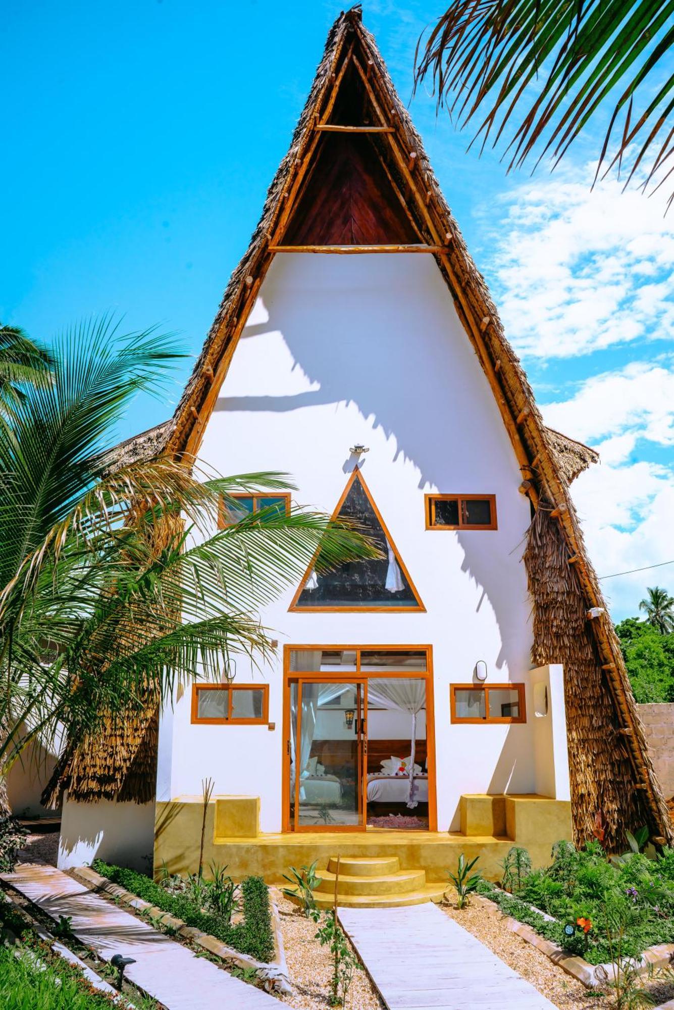 La Perla Beach Resort, Zanzibar - Your Beachfront Private Haven Pwani Mchangani Exteriör bild