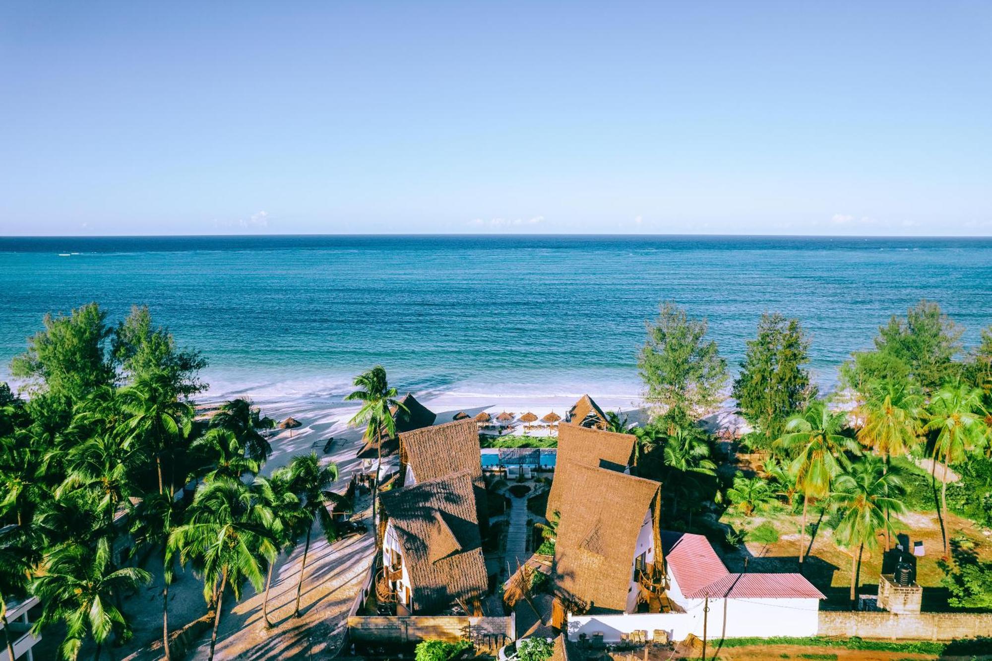 La Perla Beach Resort, Zanzibar - Your Beachfront Private Haven Pwani Mchangani Exteriör bild