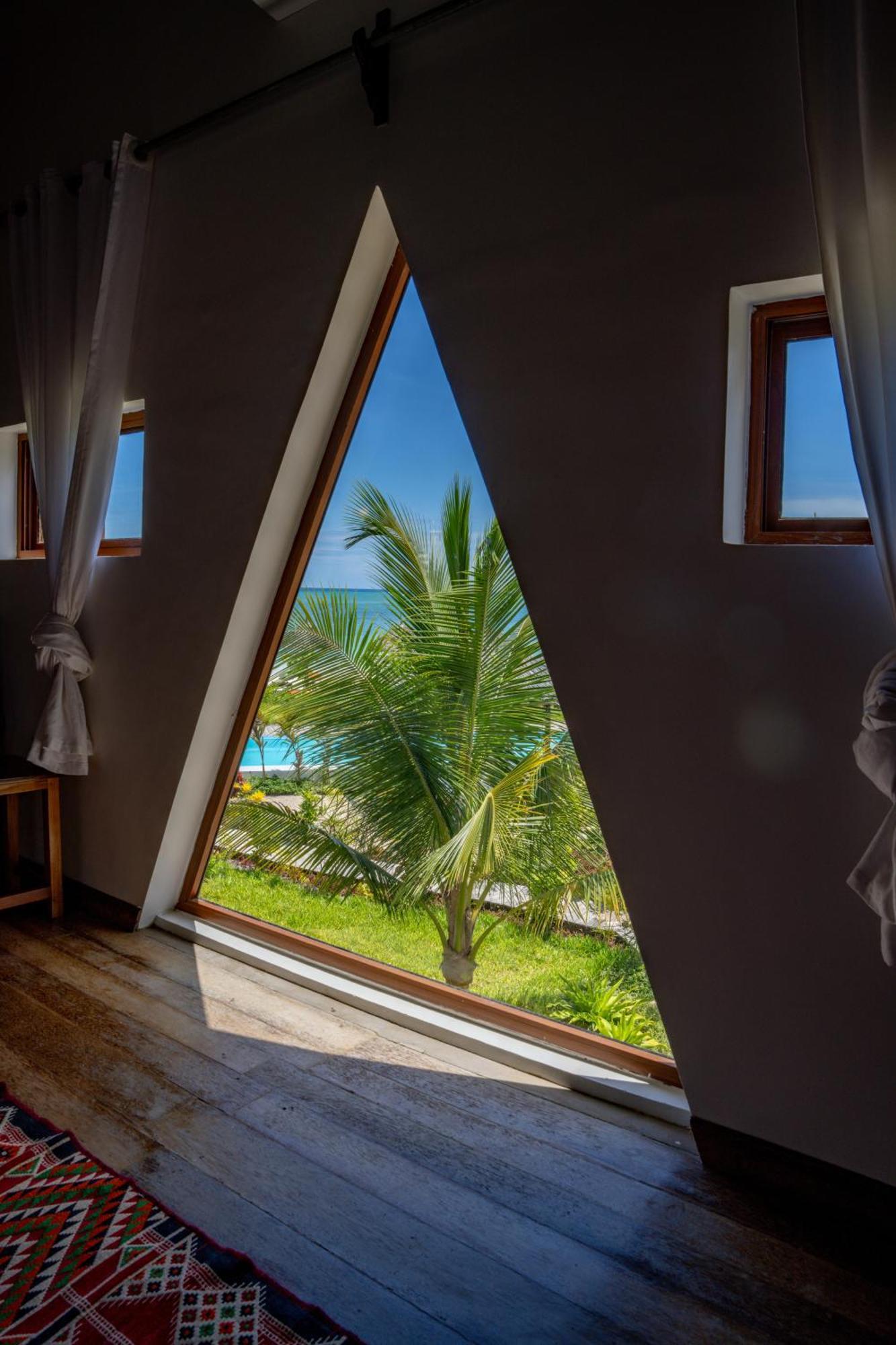 La Perla Beach Resort, Zanzibar - Your Beachfront Private Haven Pwani Mchangani Exteriör bild