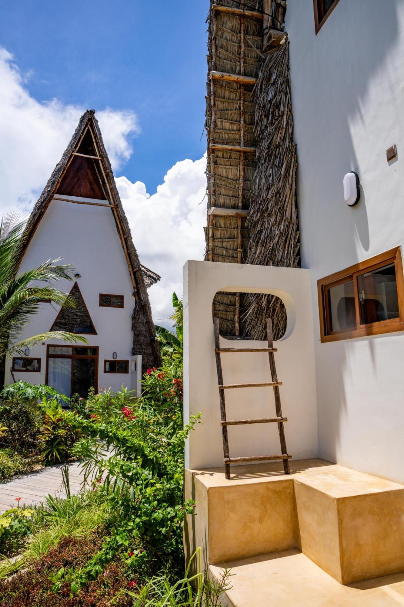 La Perla Beach Resort, Zanzibar - Your Beachfront Private Haven Pwani Mchangani Exteriör bild